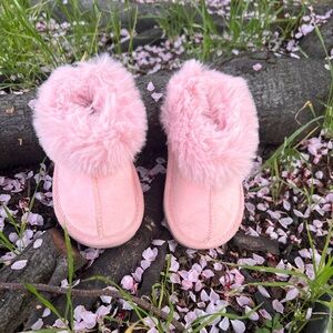 Pink Furry Baby Booties